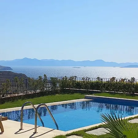 Ibak Lucia Apartment *